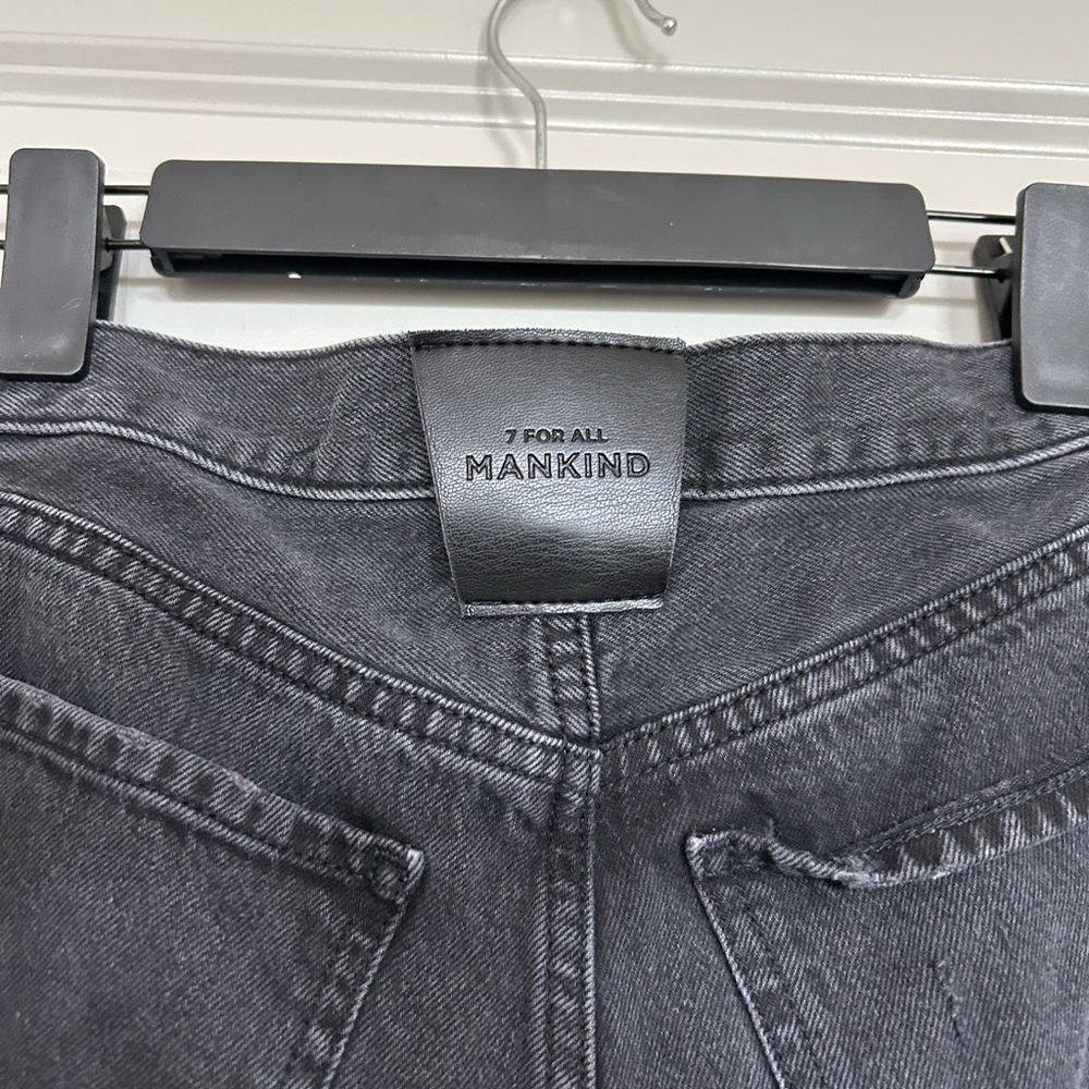 7 For All Mankind Black Easy Straight Leg Distressed 5 button Jeans - Picture 5 of 8